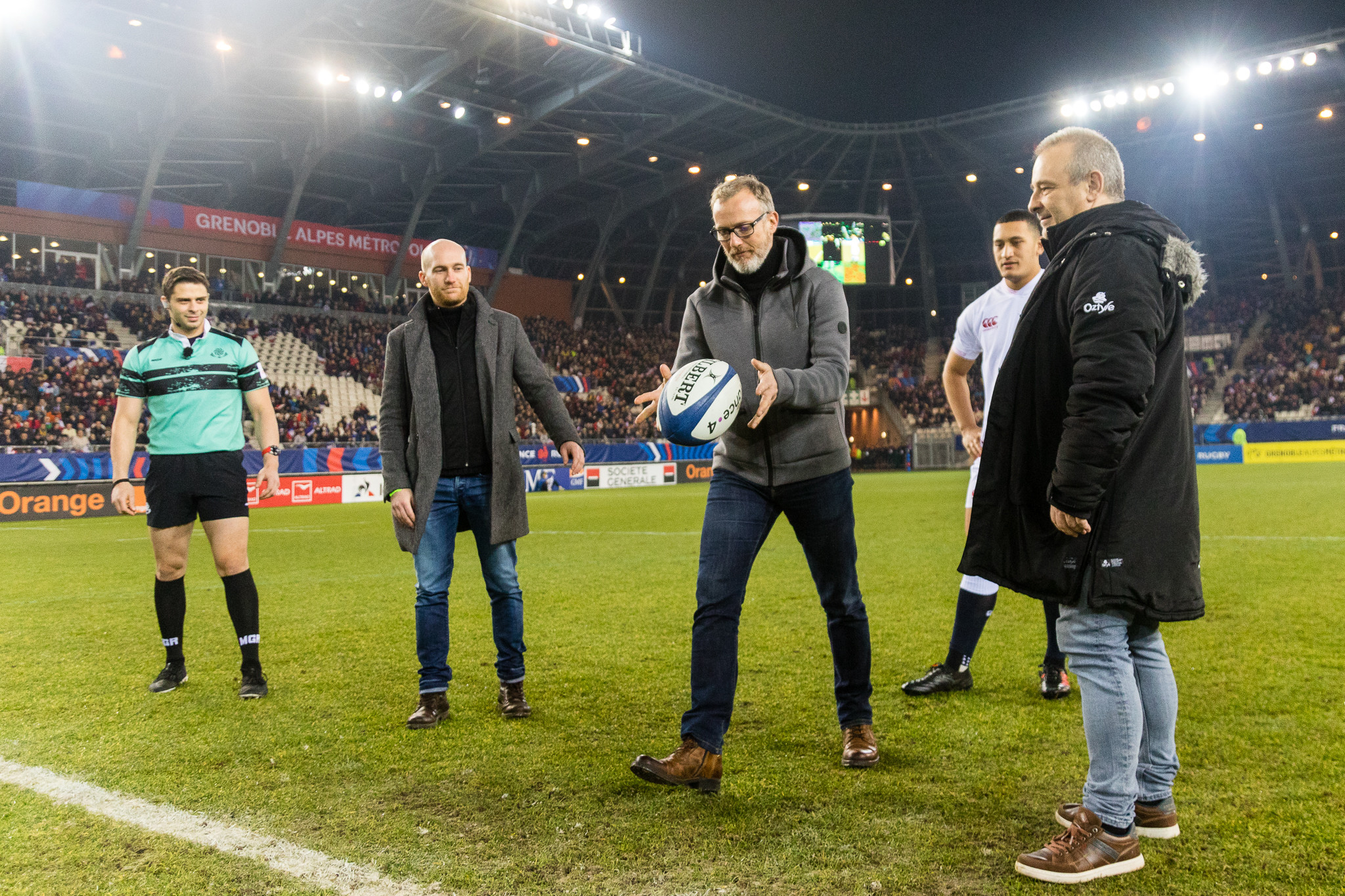 La CAMI Sport & Cancer mise à l'honneur - Coup d'envoi du Match France – Angleterre (U20)